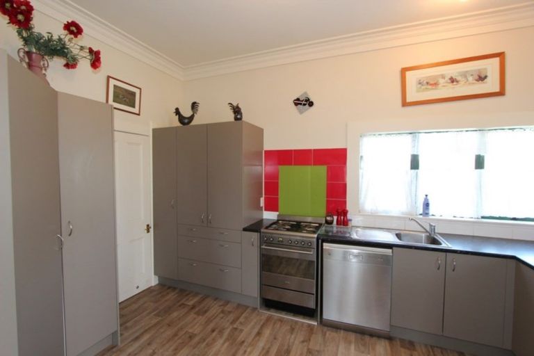 Photo of property in 95 Settlement Road, Papakura, 2110