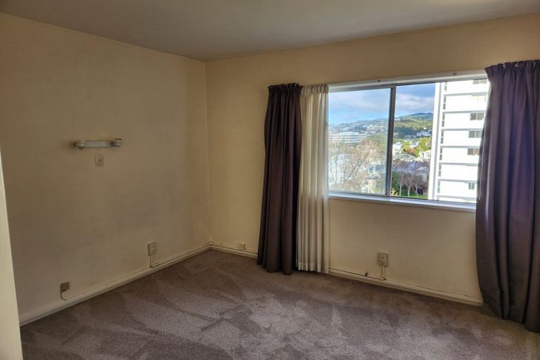 Photo of property in Mansfield Towers, 1 Grant Road, Thorndon, Wellington, 6011