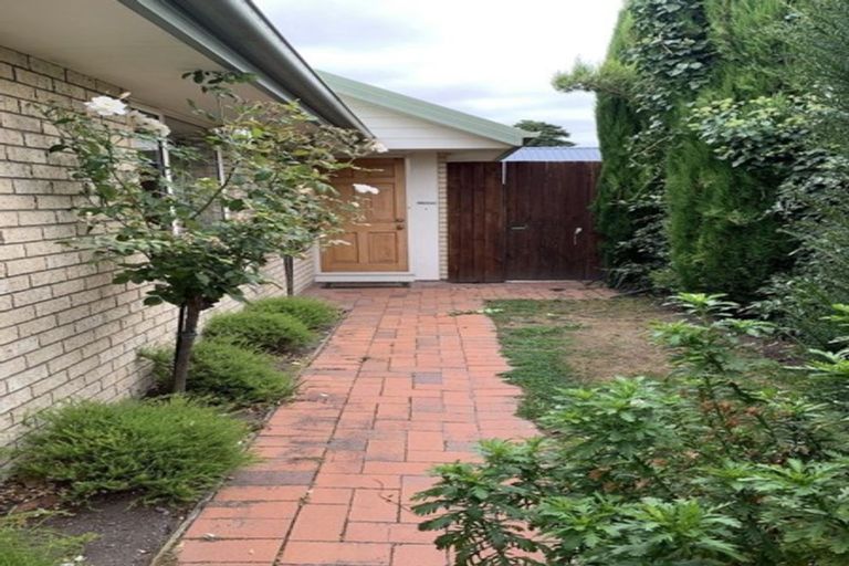 Photo of property in 139 Blighs Road, Strowan, Christchurch, 8052