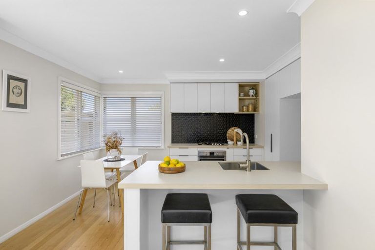 Photo of property in 24 Mcleod Street, Elderslea, Upper Hutt, 5018