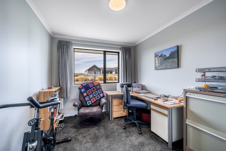 Photo of property in 7 Majestic Chance, Seaward Bush, Invercargill, 9812