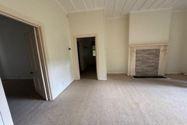 Photo of property in 362 Hillview Road, Bombay, 2675