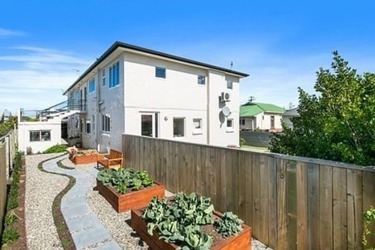 Photo of property in 3/13 Prince Albert Road, Saint Kilda, Dunedin, 9012