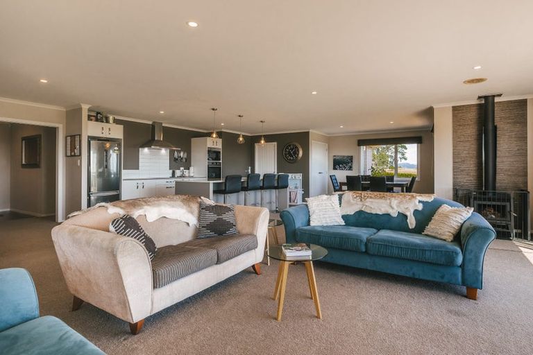 Photo of property in 225 Albert Road, Tokomaru, Palmerston North, 4474