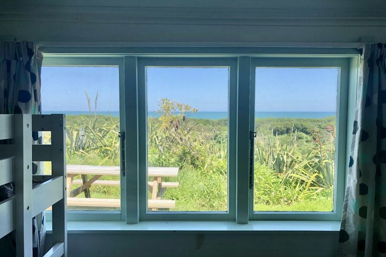 Photo of property in 81 Karaka Street, Castlecliff, Whanganui, 4501