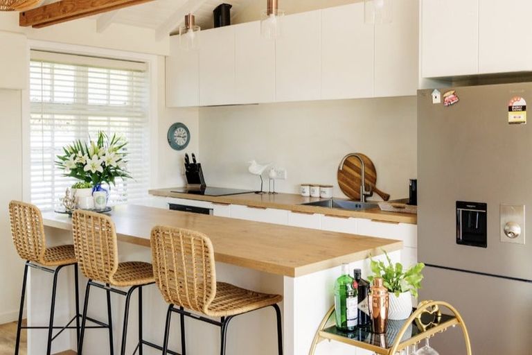 Photo of property in 12 Rotten Row, Waikuku Beach, 7473