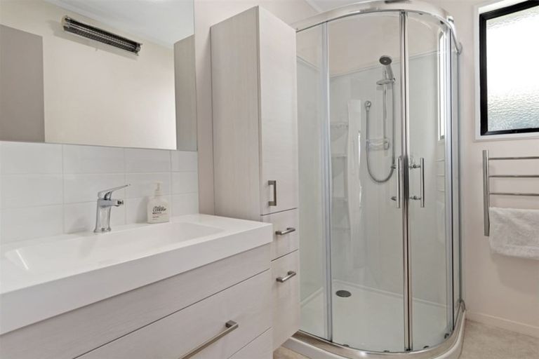 Photo of property in 15b Rushton Avenue, Otumoetai, Tauranga, 3110