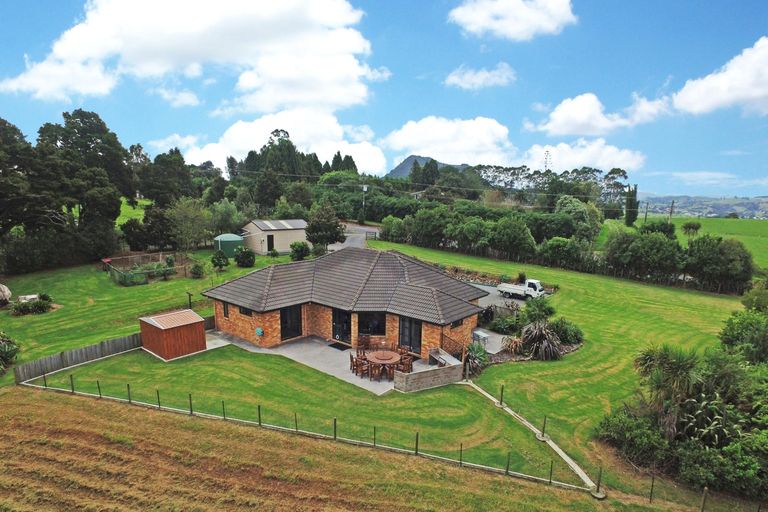 Photo of property in 375 Apotu Road, Kauri, Kamo, 0185