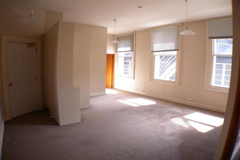 Photo of property in 5/33 Dowling Street, Dunedin Central, Dunedin, 9016