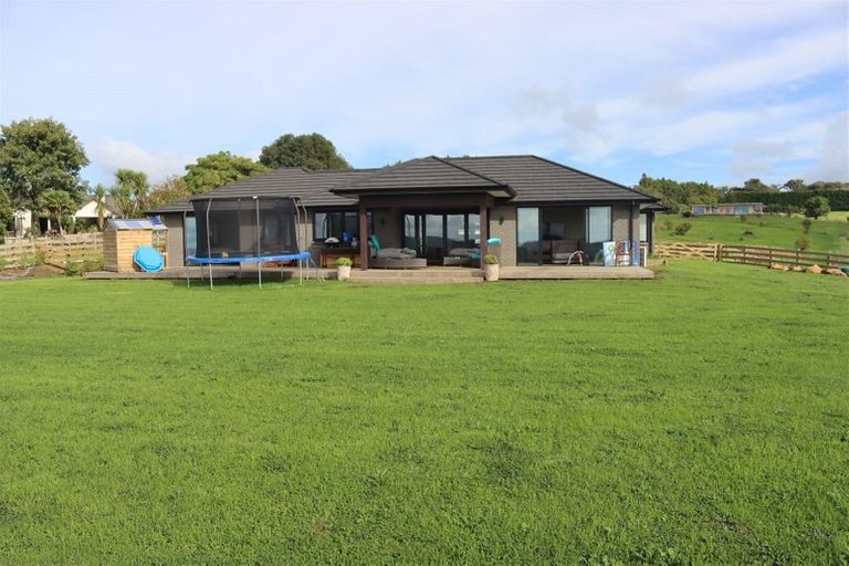 Photo of property in 554b Te Ahu Ahu Road, Waimate North, Kerikeri, 0293