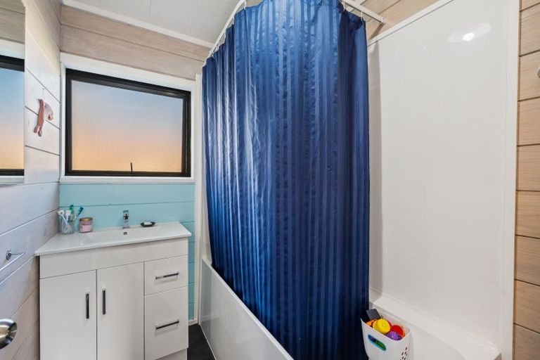 Photo of property in 64 Kaihua Road, Nukuhau, Taupo, 3330