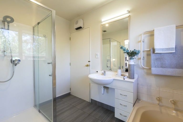 Photo of property in 2/9 Selwyn Street, Somerfield, Christchurch, 8024