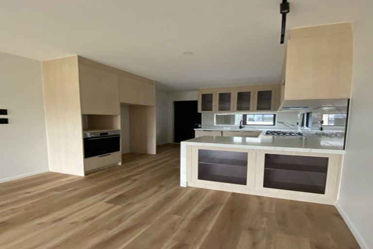 Photo of property in 4e Tainui Terrace, Mangere Bridge, Auckland, 2022
