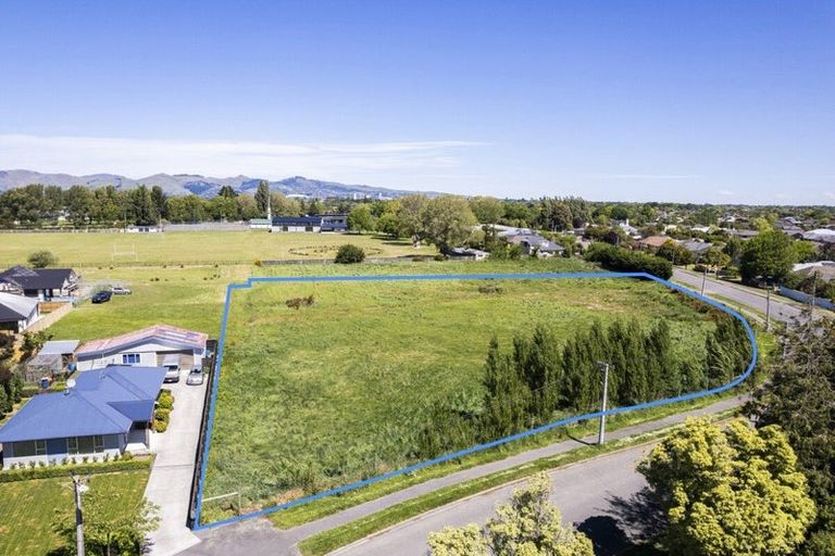 Photo of property in 500 Hills Road, Mairehau, Christchurch, 8052