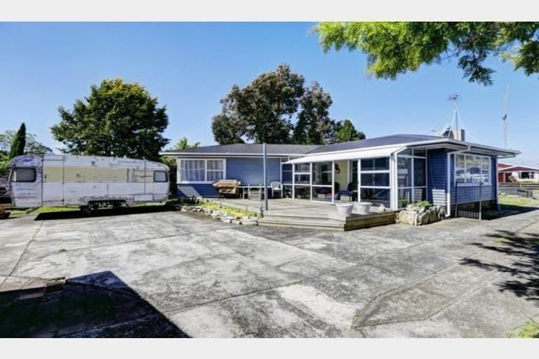 Photo of property in 56 Bremworth Avenue, Dinsdale, Hamilton, 3204