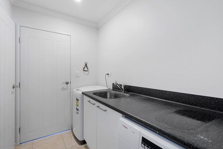 Photo of property in 29a Ngaio Street, Strandon, New Plymouth, 4312