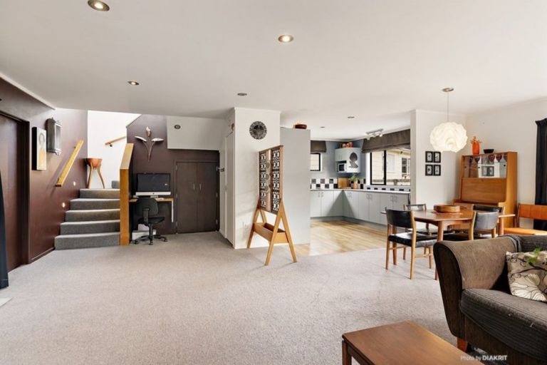 Photo of property in 33 Harrison Street West, Featherston, 5710