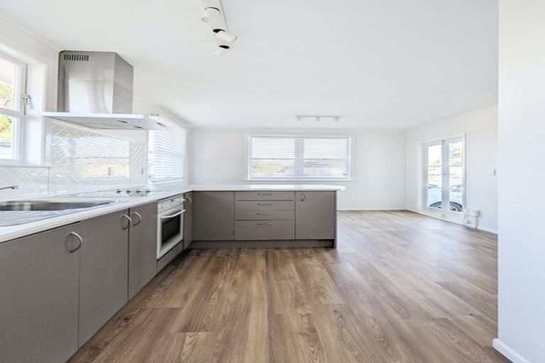 Photo of property in 10 Sheehan Avenue, Papakura, 2110