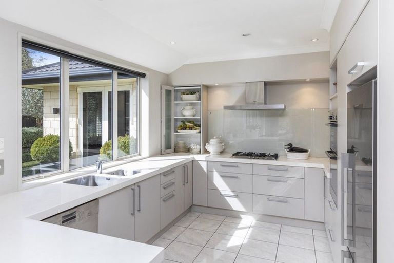 Photo of property in 8 Lime Tree Lane, Harewood, Christchurch, 8051