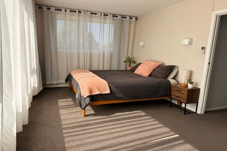 Photo of property in 5 Beaumaris Place, Sockburn, Christchurch, 8042