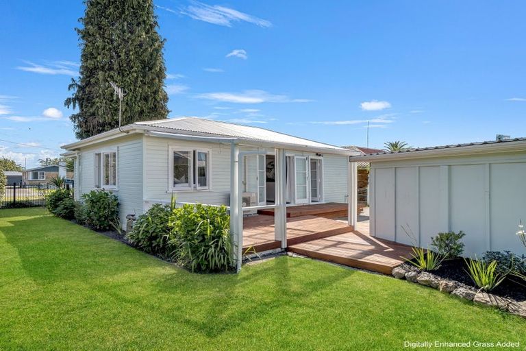 Photo of property in 5 Sunrise Avenue, Owhata, Rotorua, 3010
