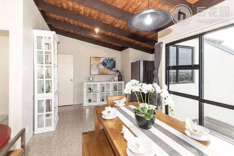 Photo of property in 9 Danbury Drive, Torbay, Auckland, 0630