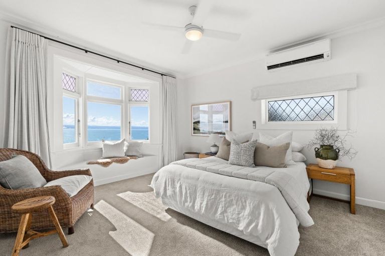 Photo of property in 14 Bay View Road, Bluff Hill, Napier, 4110