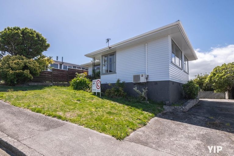 Photo of property in 11 Lenox Grove, Johnsonville, Wellington, 6037
