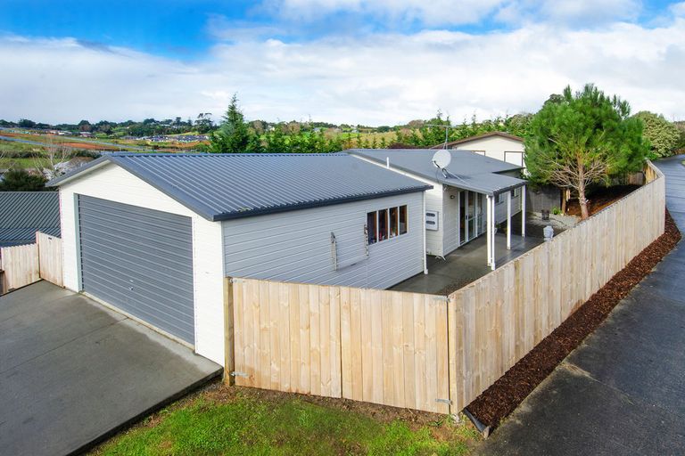 Photo of property in 25 Wickens Place, Warkworth, 0910