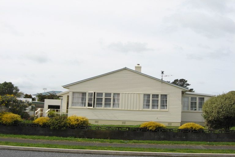 Photo of property in 33 Standish Street, Inglewood, 4330