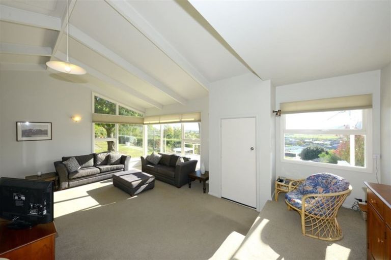 Photo of property in 4 Flinders Road, Heathcote Valley, Christchurch, 8022