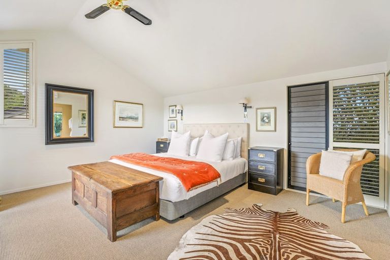 Photo of property in 24 Whakamoenga Point, Acacia Bay, Taupo, 3385