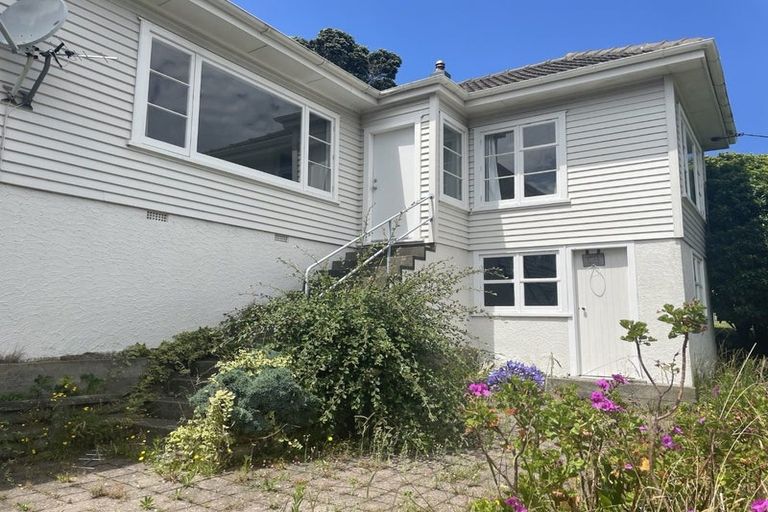 Photo of property in 22 Duncan Street, Tawa, Wellington, 5028