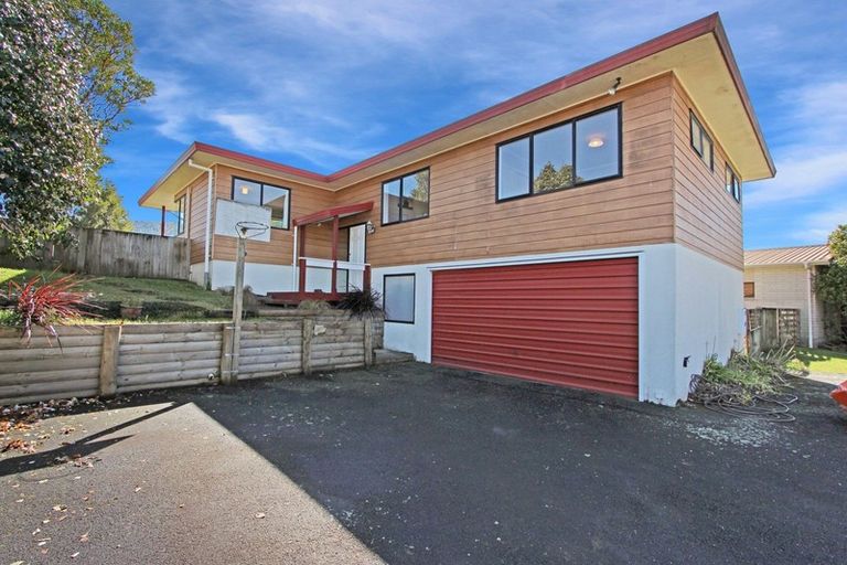 Photo of property in 33 Tawavale Street, Pukehangi, Rotorua, 3015
