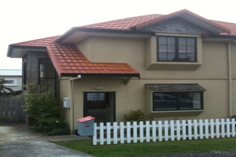 Photo of property in 32 Firth Terrace, Karori, Wellington, 6012