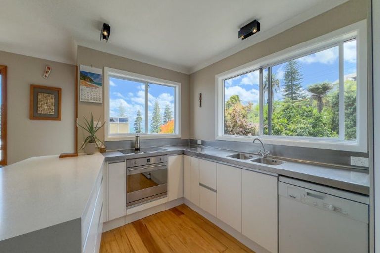 Photo of property in 15 Patui Avenue, Ngarimu Bay, Thames, 3575