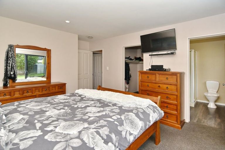 Photo of property in 6 Matson Close, Rangiora, 7400