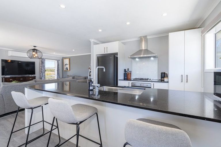 Photo of property in 21 Matau Close, Te Kauwhata, 3710