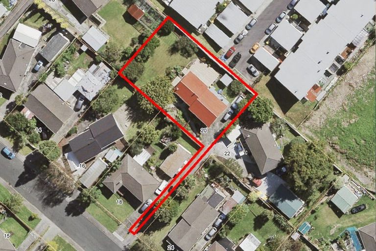 Photo of property in 20 Newham Place, Henderson, Auckland, 0612