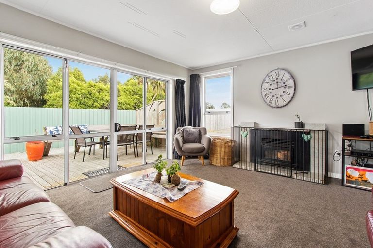 Photo of property in 15 Grace Street, Waimate, 7924