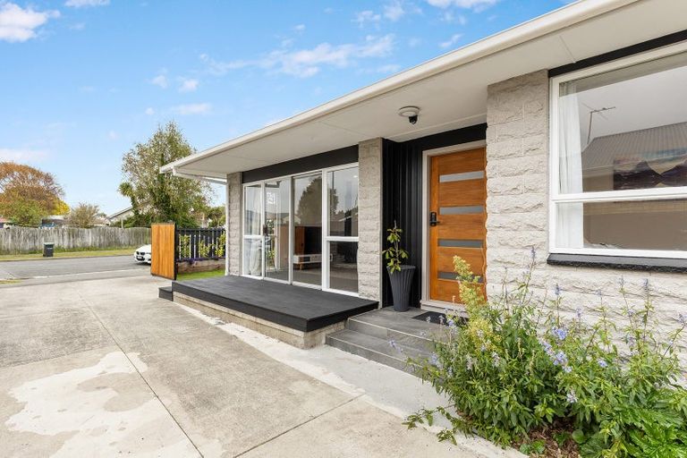 Photo of property in 30 Claymore Street, Woolston, Christchurch, 8062