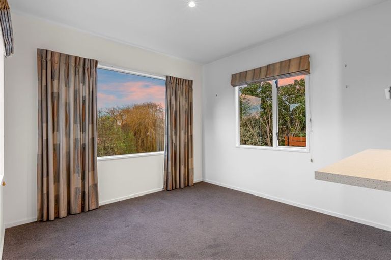 Photo of property in 3a Willow Dell, Westmorland, Christchurch, 8025