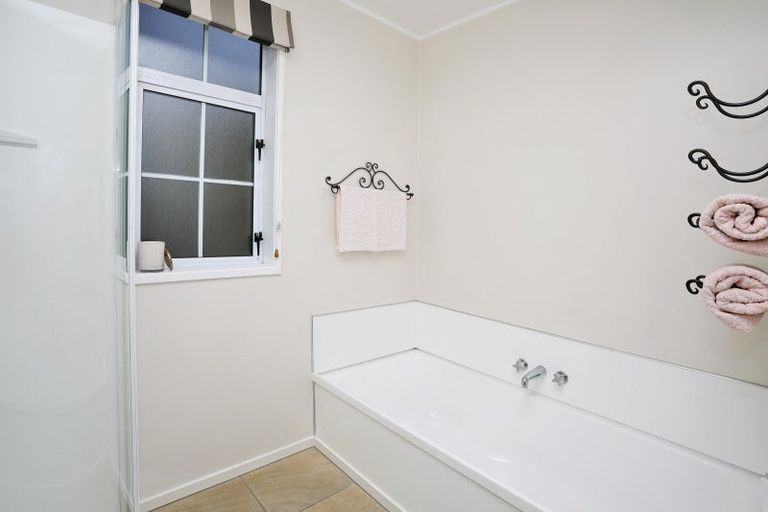 Photo of property in 266 Yarrow Street, Richmond, Invercargill, 9810
