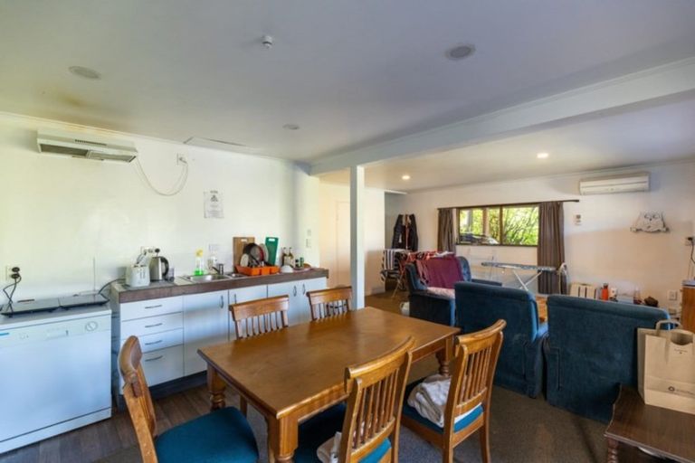 Photo of property in 6a Williams Street, Sunshine Bay, Queenstown, 9300