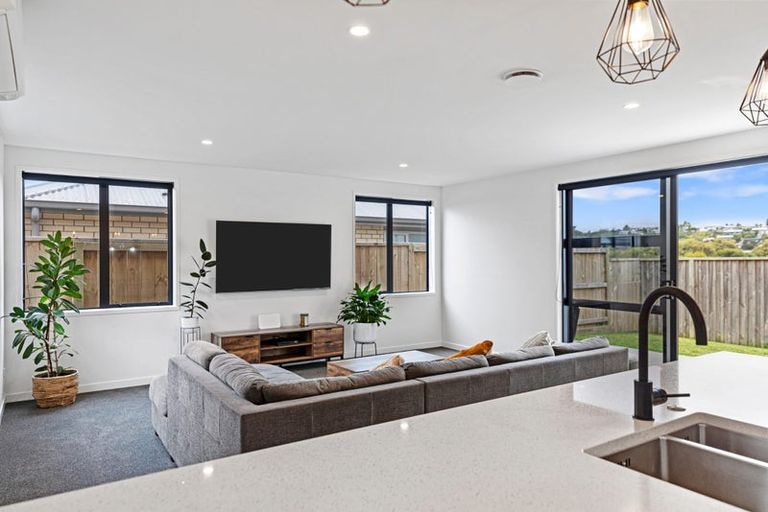 Photo of property in 7 Repo Lane, Poike, Tauranga, 3112