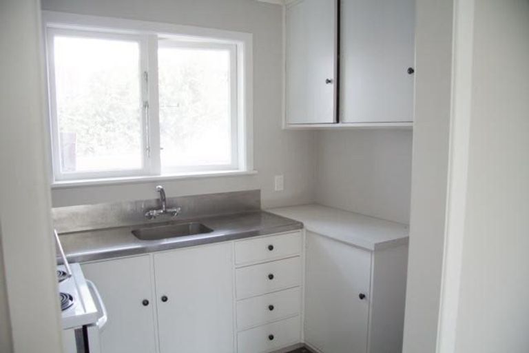 Photo of property in 11/10 Trevethick Grove, Woburn, Lower Hutt, 5010