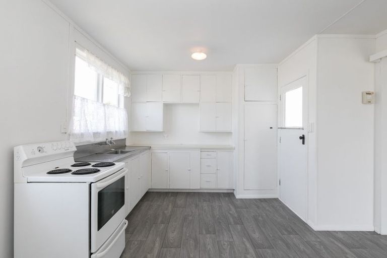 Photo of property in 26 Wilson Crescent, Highbury, Palmerston North, 4412