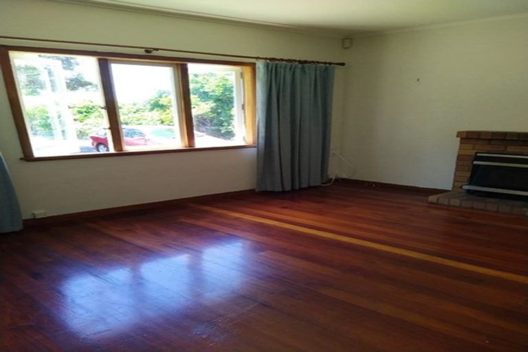 Photo of property in 17 Boyd Avenue, Mangere Bridge, Auckland, 2022