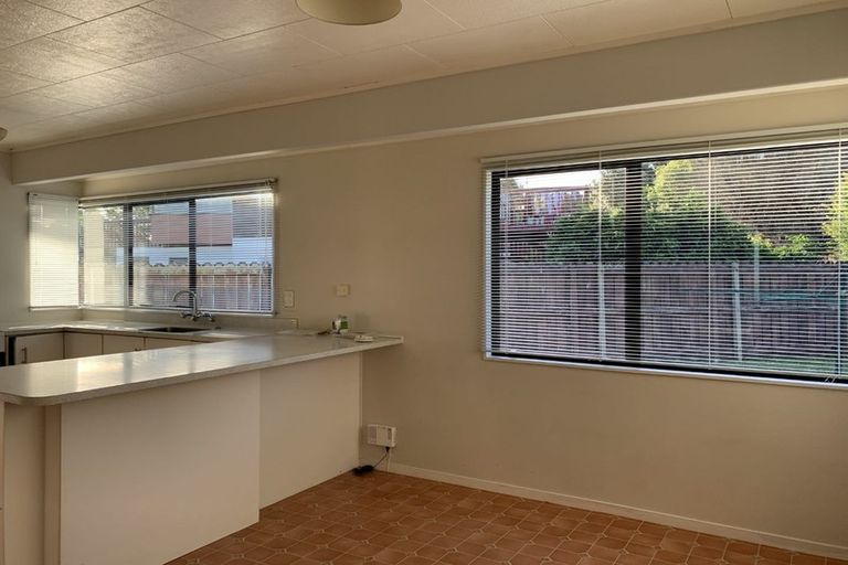 Photo of property in 78 West Harbour Drive, West Harbour, Auckland, 0618