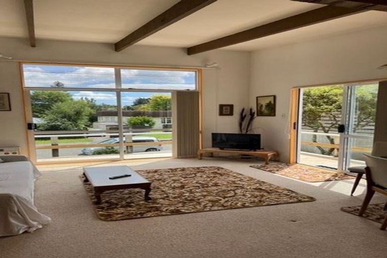 Photo of property in 10a Aorangi Road, Paraparaumu, 5032